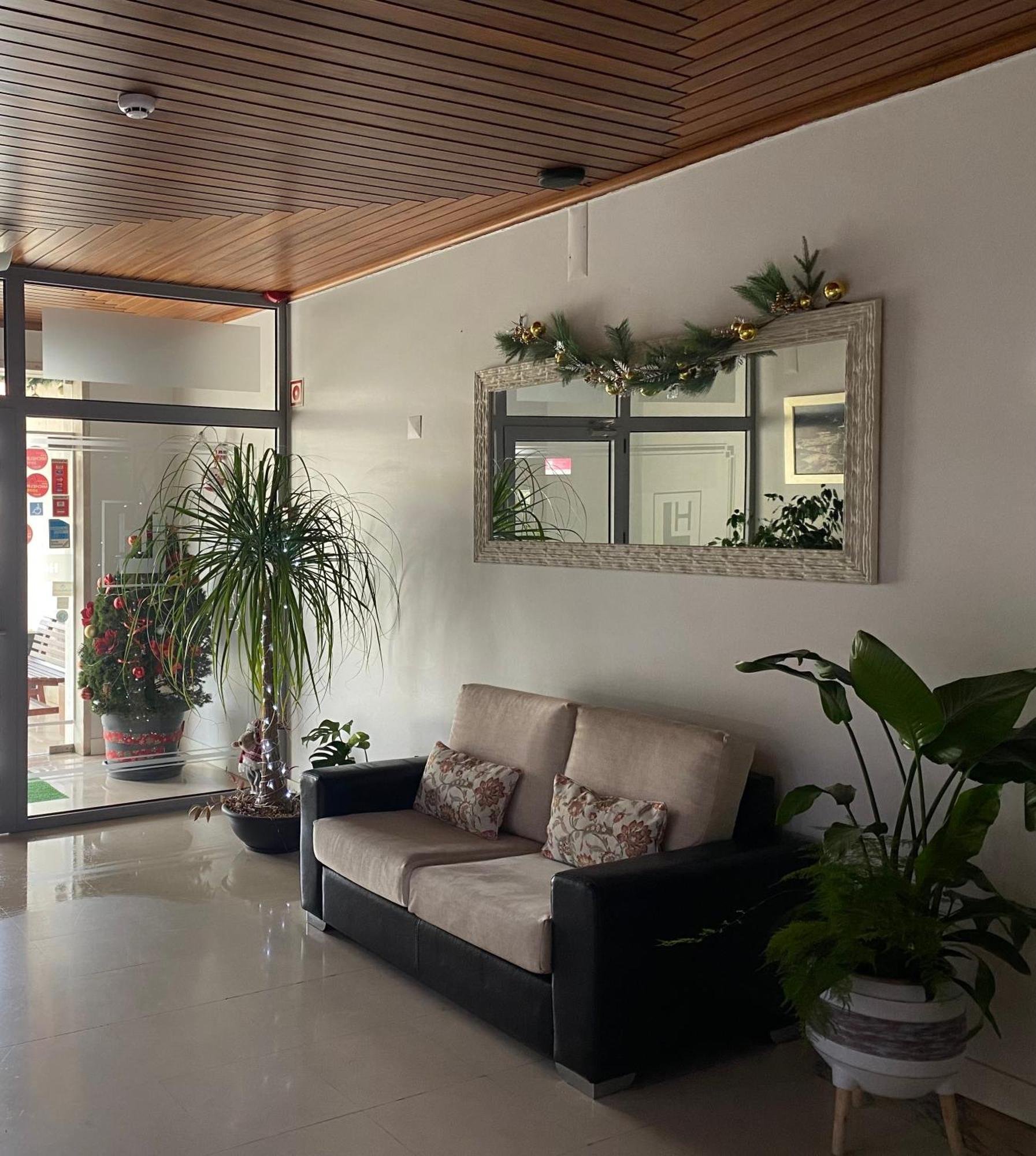 Hotel Larverde Serta Bagian luar foto