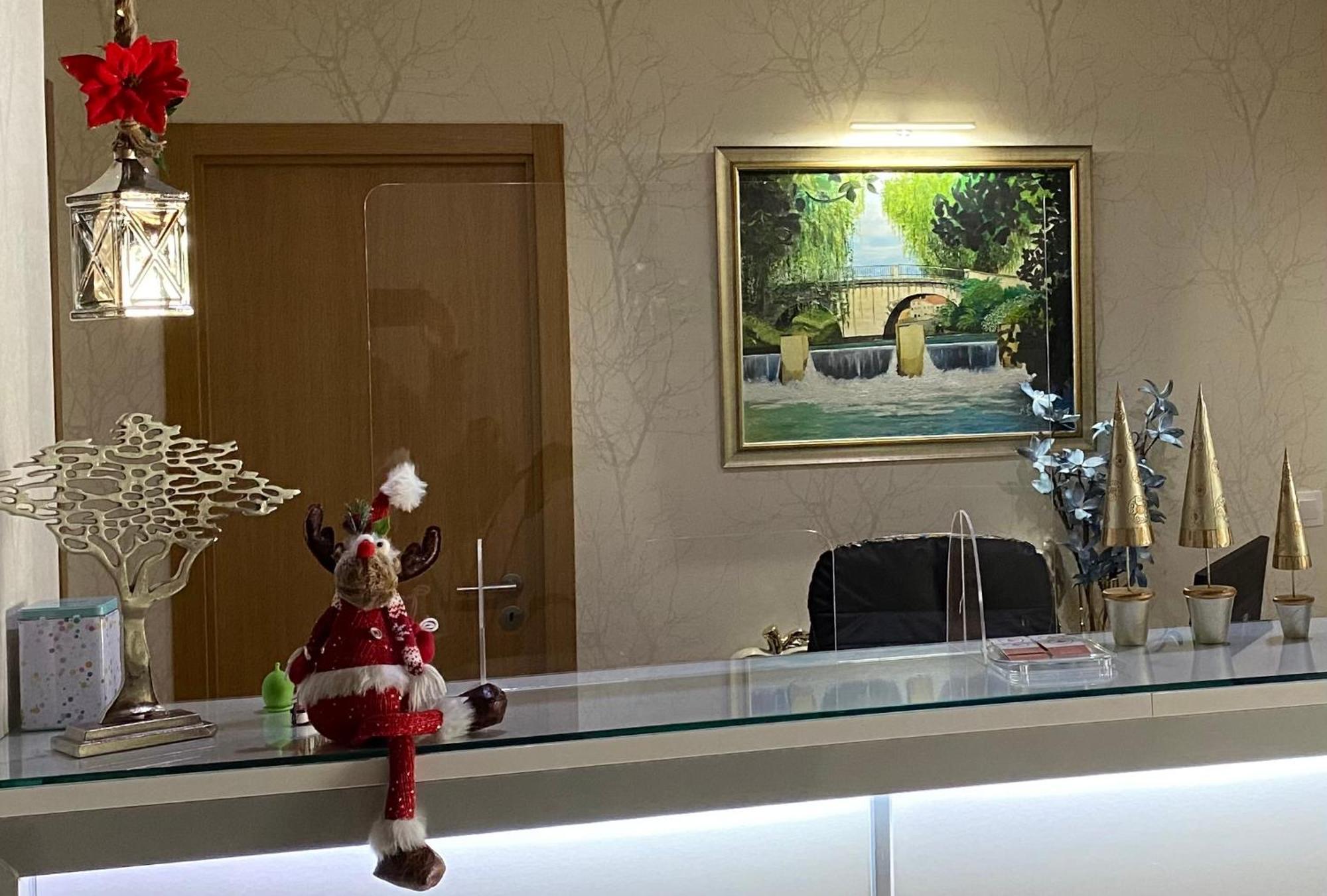 Hotel Larverde Serta Bagian luar foto