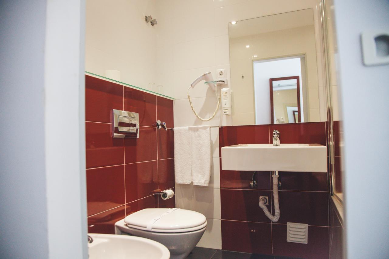 Hotel Larverde Serta Bagian luar foto